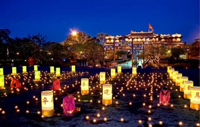 Phố đêm Hoàng Thành Huế- Hứa hẹn không gian du lịch Huế độc đáo về đêm (03/3/2022)